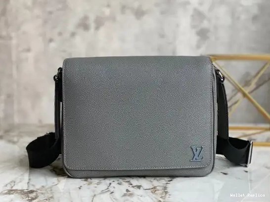 Cheap DISTRICT VUITTON PM LOUIS 0630